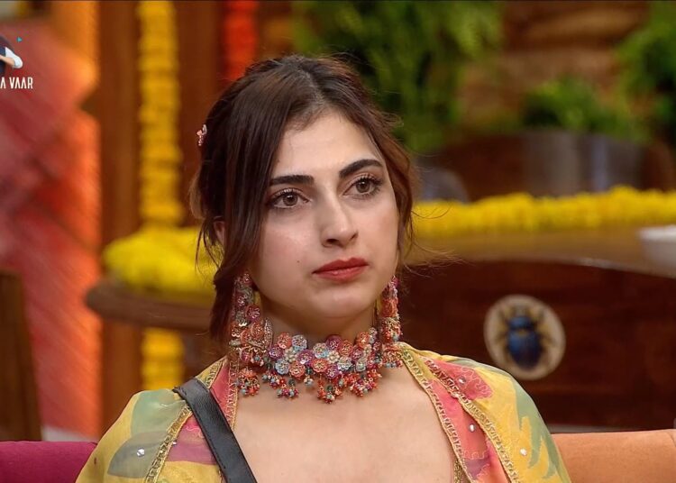 Bigg boss 19 salman khan school farrhana bhatt