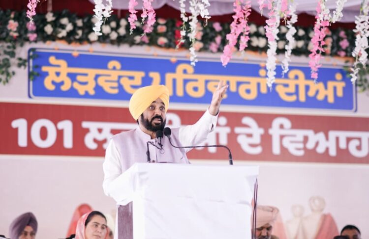 पंजाब की तरक्की में सहयोग करने की बजाय पंजाब के दुश्मनों वाली भूमिका निभा रही हैं विपक्षी पार्टियां-मुख्यमंत्री 1 Cm b mann