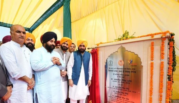 55 साल के इंतजार के बाद तख़्त श्री केशगढ़ साहिब के सामने बनेगा विरासती मार्ग - भगवंत मान सरकार ने पूरा किया वादा* 1 Cm punjab mann