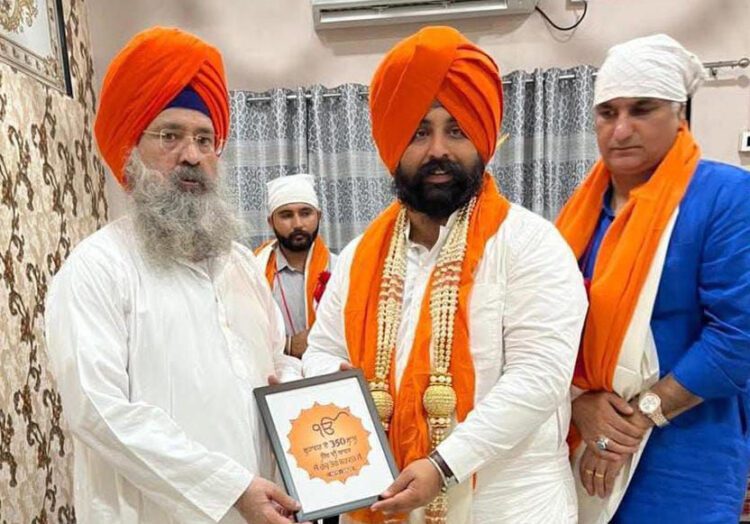 जत्थेदार ज्ञानी कुलवंत सिंह को श्री गुरु तेग बहादर जी के 350वें शहीदी समारोह के लिए दिया आमंत्रण 1 Harjot