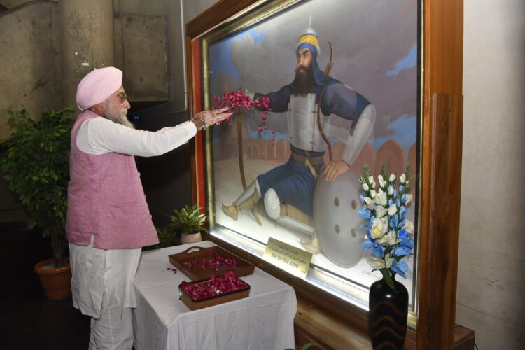 स्पीकर द्वारा महान योद्धा बाबा बंदा सिंह बहादुर को उनके जन्म दिवस पर श्रद्धांजलि अर्पित 1 Kultar singh