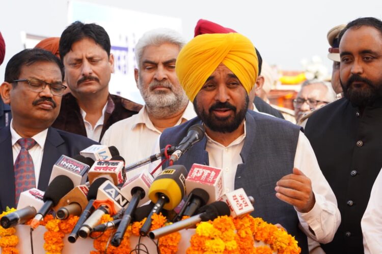 मुख्यमंत्री ने सीनेट और सिंडिकेट को असंवैधानिक तरीके से भंग करने के नोटिफिकेशन को चुनौती देने का किया ऐलान 1 CM Mann