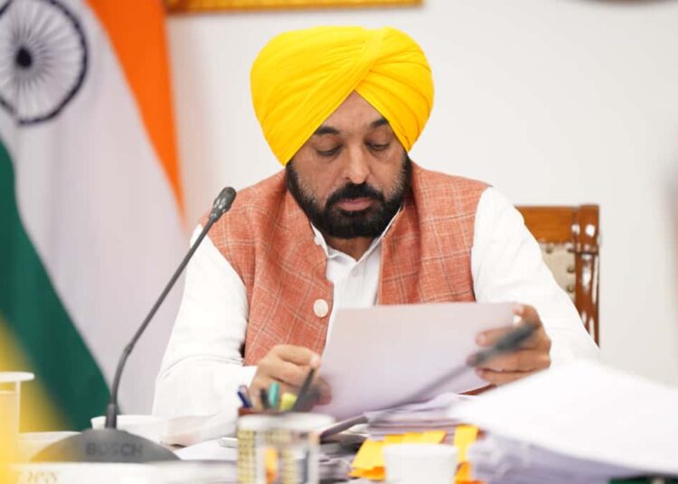 CM Mann Cabinet meeting