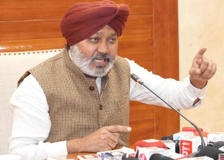 सशक्त पंचायत, समृद्ध गाँव: पंजाब सरकार ने विकास कार्यों के लिए जारी की 332 करोड़ की पहली किश्त 9 Harpal Cheema