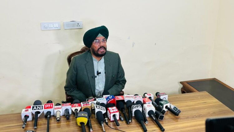 पॉल्यूशन पर BJP-दिल्ली सरकार बेनकाब! संसद में खुली पोल, पंजाब 90% क्लीन... तो दिल्ली का दुश्मन कौन? 1 Kuldeep Dhaliwal