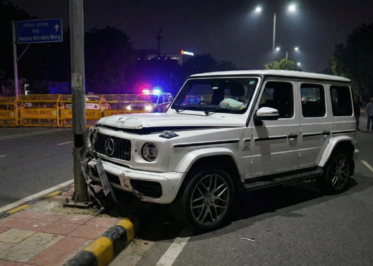 Mercedes Accident in Delhi