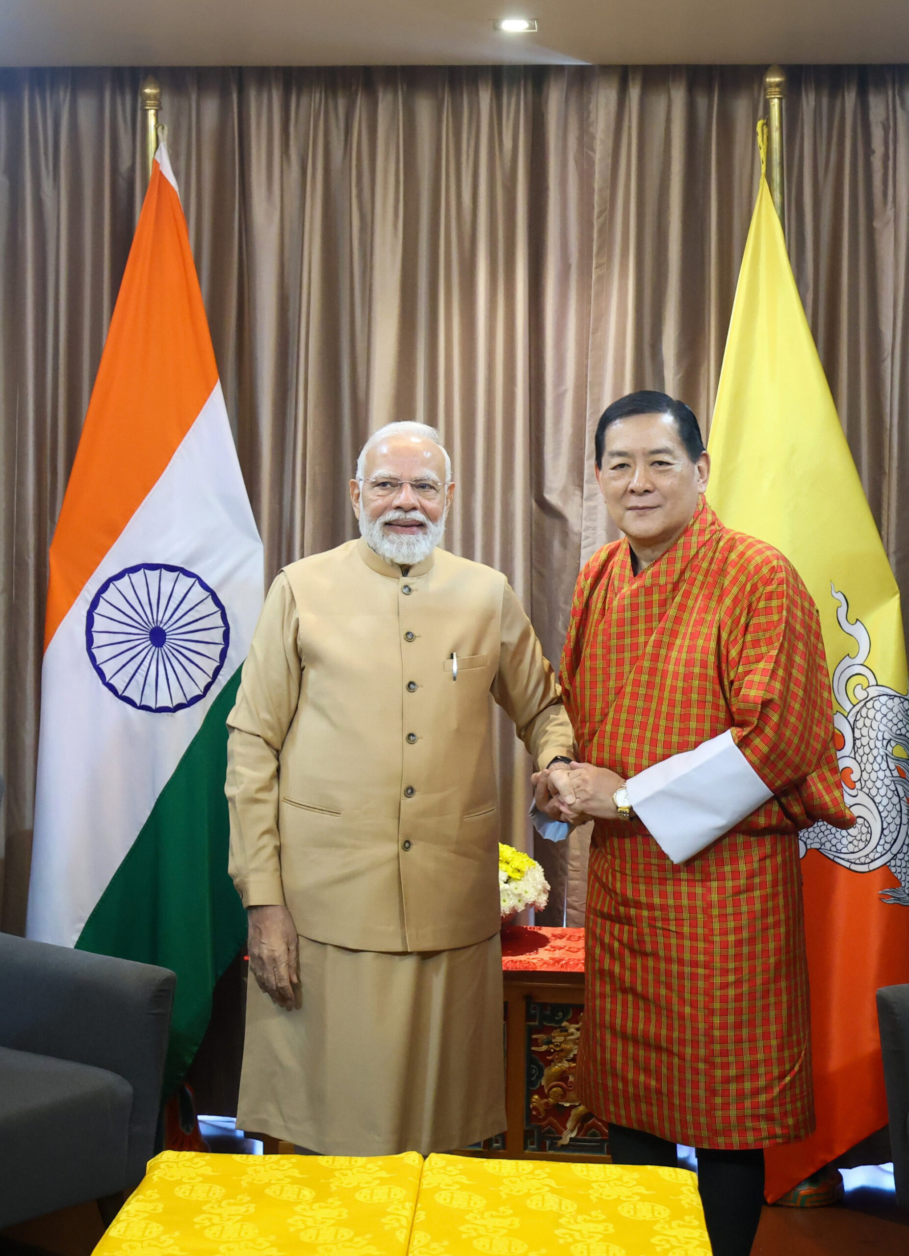 PM Modi Bhutan Visit: PM मोदी ने चौथे नरेश को दी बधाई, कालचक्र दीक्षा में हुए शामिल 2 Modi scaled