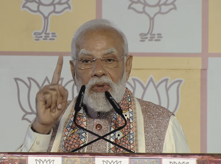 PM Modi ने बताया बिहार जीत का 'Formula', 'जंगलराज' और 'परिवारवाद' हुए रिजेक्ट 1 PM Modi