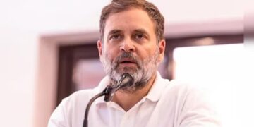 Bihar Election : बिहार में 3 लाख 'फर्जी' वोटर कहां से आए? Congress ने EC पर उठाए सवाल 15 Rahul Gandhi H Files