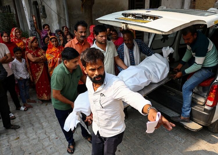 delhi-blast-dead-body