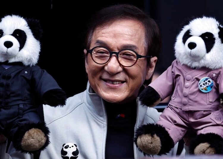 Jackie Chan Death Hoax: धर्मेंद्र के बाद जैकी चैन की मौत की उड़ी अफवाह, जानें क्या है सच 44 jackie-chan-death-hoax