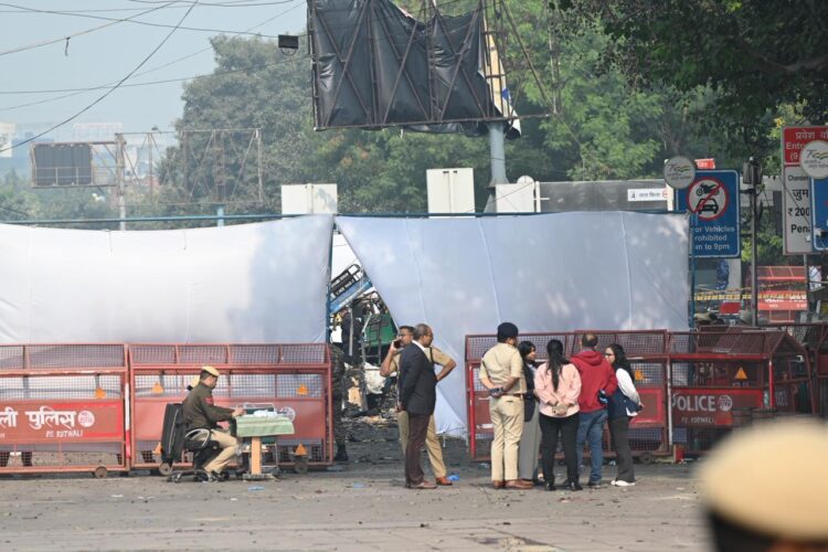 outside_the_red_fort_area