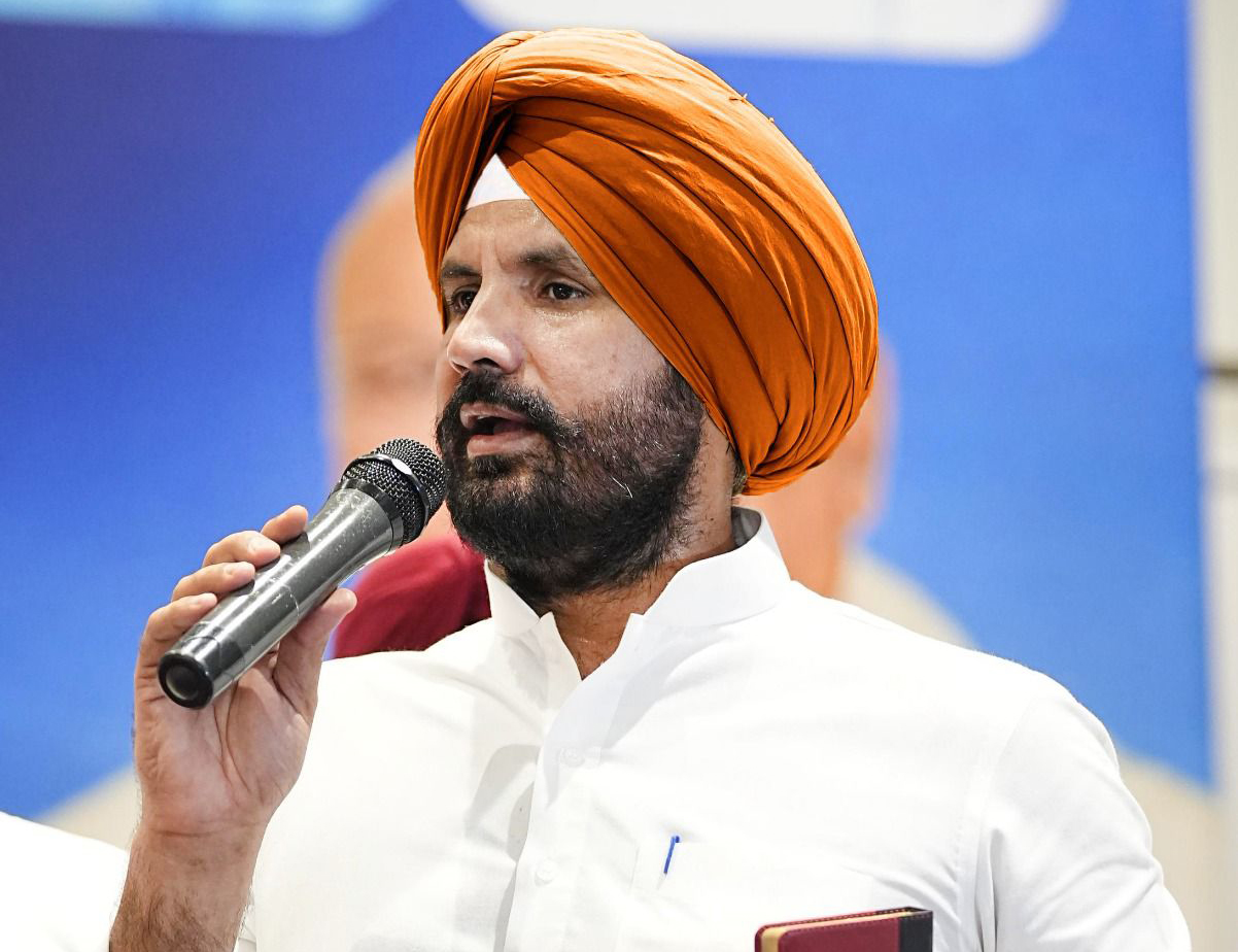 Big Attack on AAP: "पंजाब में आंकड़ों का खेल, जमीनी हकीकत में कानून-व्यवस्था फेल" 10 Amarinder Singh Raja Warring