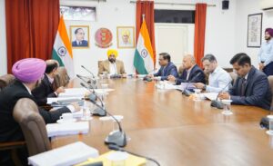 CM Mann in meeting