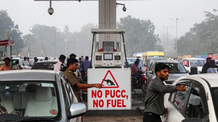 Delhi Pollution Update: बिना PUCC सर्टिफिकेट अब नहीं मिलेगा पेट्रोल, 18 दिसंबर से नियम लागू 1 Delhi Pollution