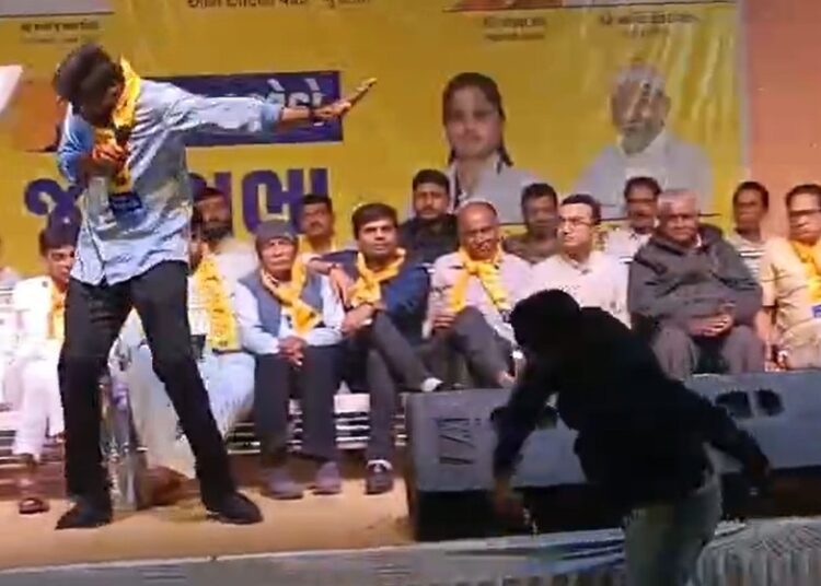 Gopal Italia Shoe Throw