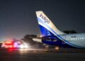 IndiGo Plane : रनवे से टकराया IndiGo का विमान! यात्रियों की सांसें अटकीं, जानिए कैसे हुई इमरजेंसी लैंडिंग 2 Indigo Crisis