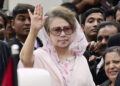 बांग्लादेश की 'आयरन लेडी' नहीं रहीं, 80 की उम्र में Begum Khaleda Zia Death 2 Khaleda Zia Death Bangladesh Ex PM