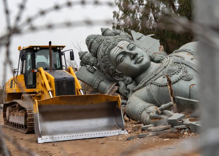Lord Vishnu Statue Vandalized