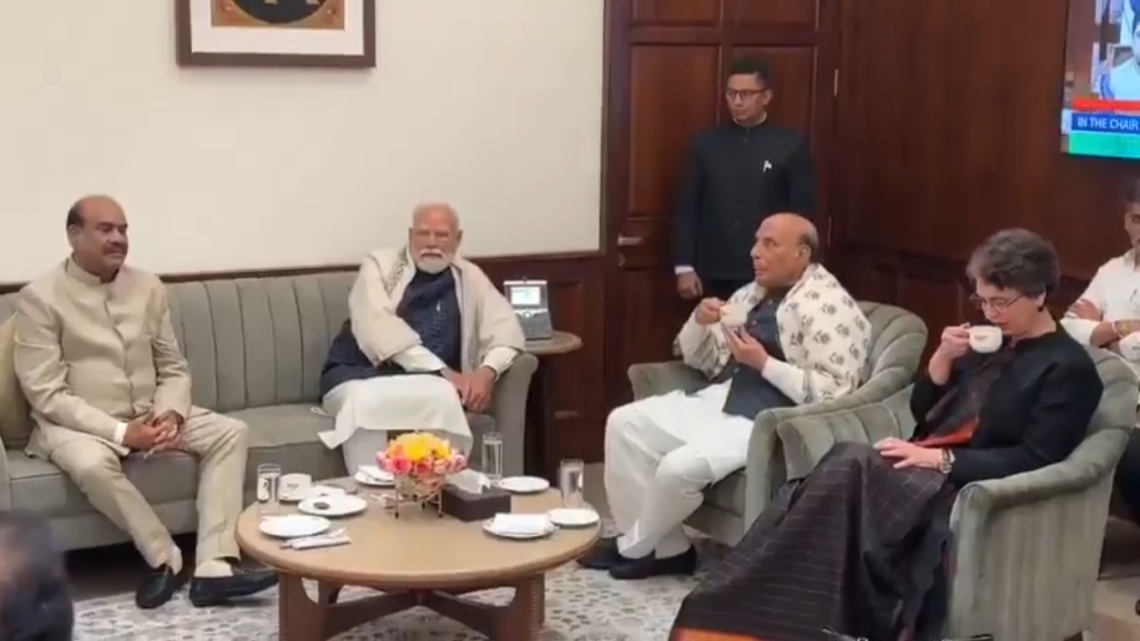 PM Modi Priyanka Gandhi Chai Party