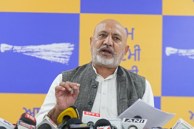 'पंजाब में हमने ही कराए पारदर्शी चुनाव'! AAP नेता बलतेज पन्नू का दावा, विपक्ष पर साधा निशाना 1 pannu