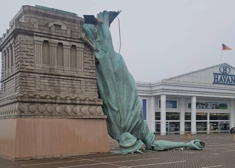 Statue Of Liberty Collapsed