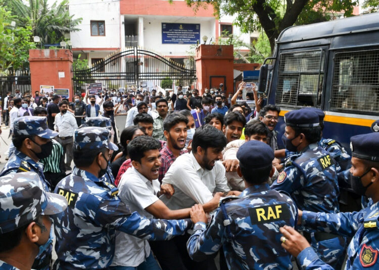 UPPSC Student Protest