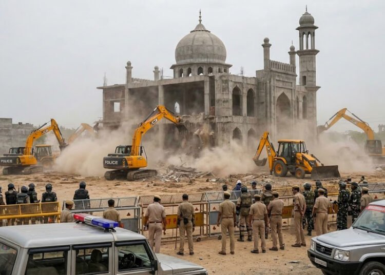 Bulldozer Action Sambhal