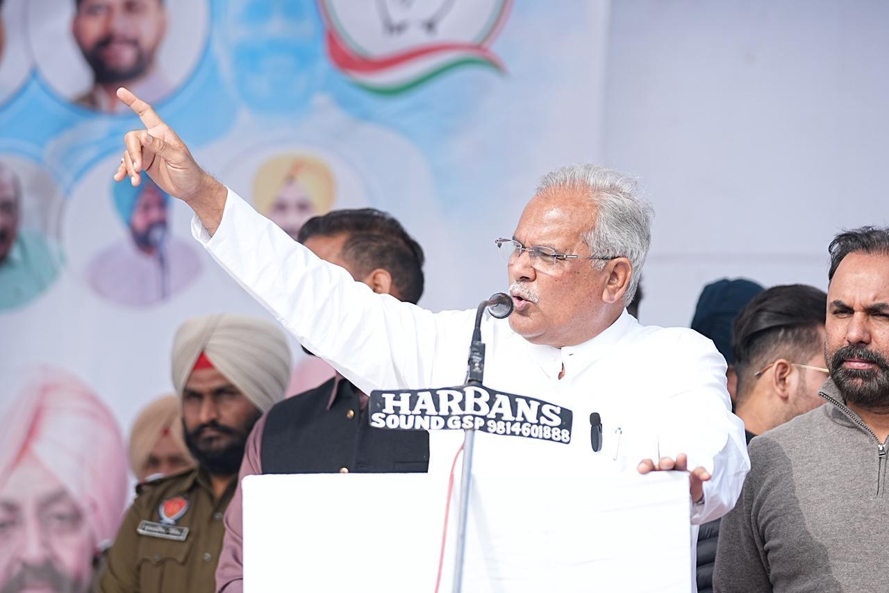 Manrega Bachao : "भाजपा की B-टीम हैं भगवंत मान", कांग्रेस का बड़ा हमला और संग्राम! दागे तीखे सवाल! 5 Congress 2