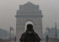 Delhi AQI Very Poor: नए साल पर दिल्ली हुई 'जहरीली', सांस लेना हुआ मुश्किल! 11 Delhi AQI Very Poor