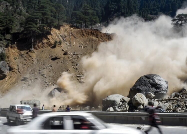 Uri Landslide Horror