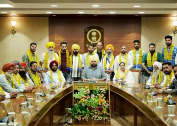 Congress, Akali Dal