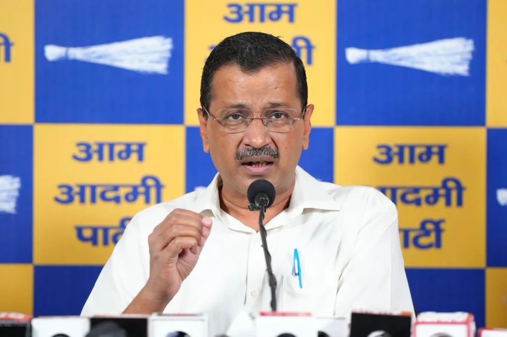 AAP नेता Deepak Singla गिरफ्तार, केजरीवाल ने BJP पर लगाया बड़ा आरोप 4 Delhi Excise Case