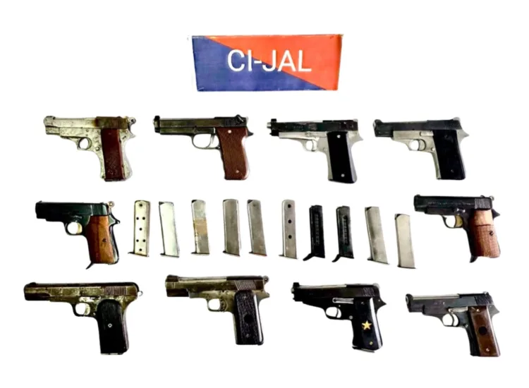 Illegal Arms Supply Punjab: जर्मनी-अमेरिका से चल रहा था हथियारों का खेल, 10 पिस्तौल के साथ 2 गिरफ्तार 1 Illegal Arms Supply Punjab