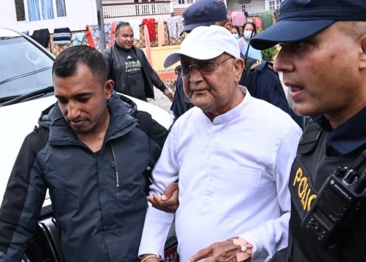 KP Sharma Oli Arrested Nepal: गिरफ्तारी के बाद सड़कों पर उतरे समर्थक, पुलिस ने खदेड़ा 1 KP Sharma Oli Arrested Nepal