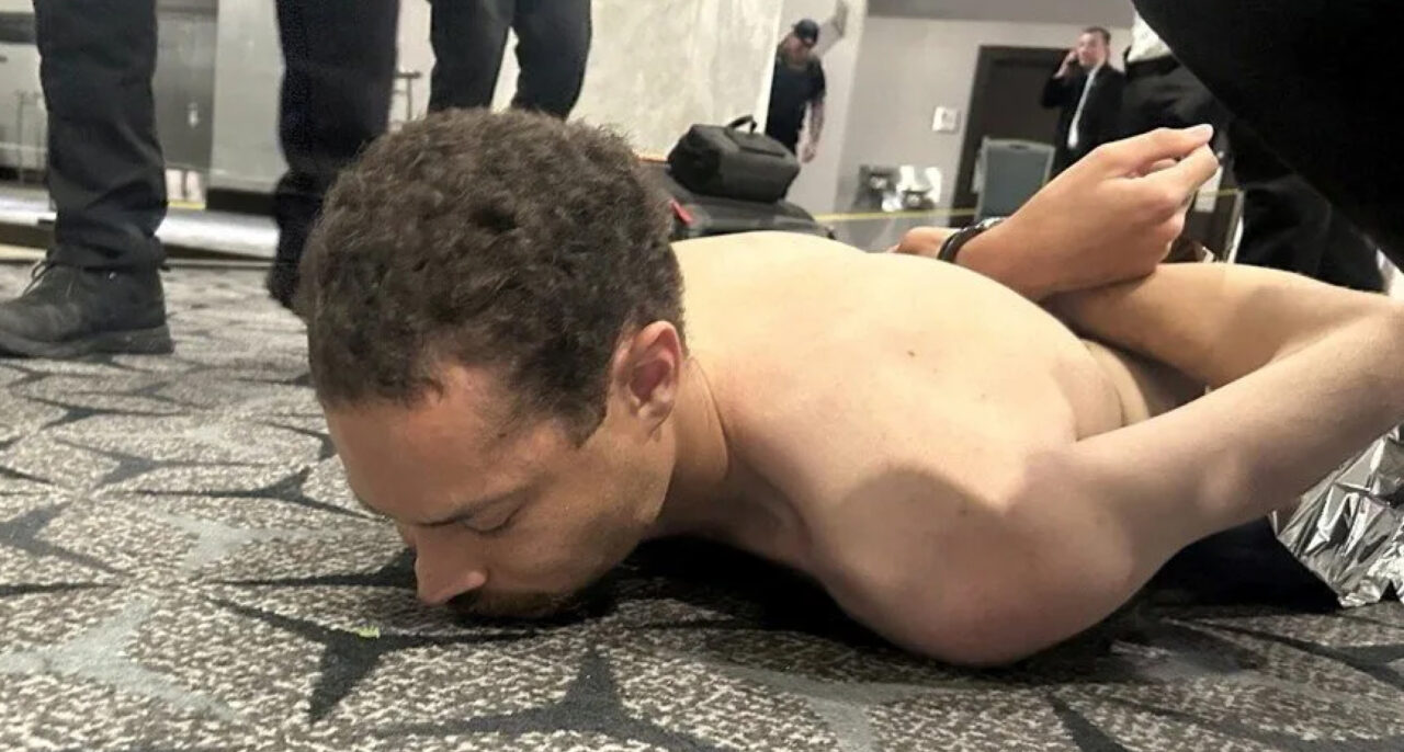 Donald Trump Attack: White House Dinner में गोलीबारी, सुरक्षाकर्मियों ने बचाई जान! 2 Donald Trump Attack