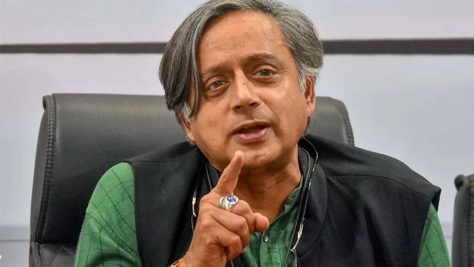 Shashi Tharoor Convoy Attacked