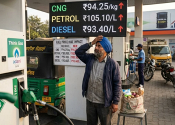 पेट्रोल-डीजल के बाद अब CNG की कीमतें आसमान पर, Punjab में ₹2 तक की बढ़ोतरी 14 CNG