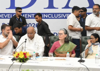 INDIA Bloc Meeting: विपक्ष का बड़ा फैसला, CJI को पत्र और शिक्षा मंत्री के इस्तीफे की मांग 4 INDIA Bloc