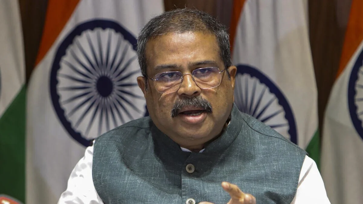 Education Minister Dharmendra Pradhan: शिक्षा मंत्री ने तोड़ी चुप्पी, राहुल गांधी पर साधा निशाना 6 Education Minister Dharmendra Pradhan