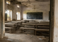 94,000 Government Schools Closed: क्या सरकारी शिक्षा वेंटिलेटर पर? UDISE+ रिपोर्ट का चौंकाने वाला खुलासा 2 94000 Schools Closed: