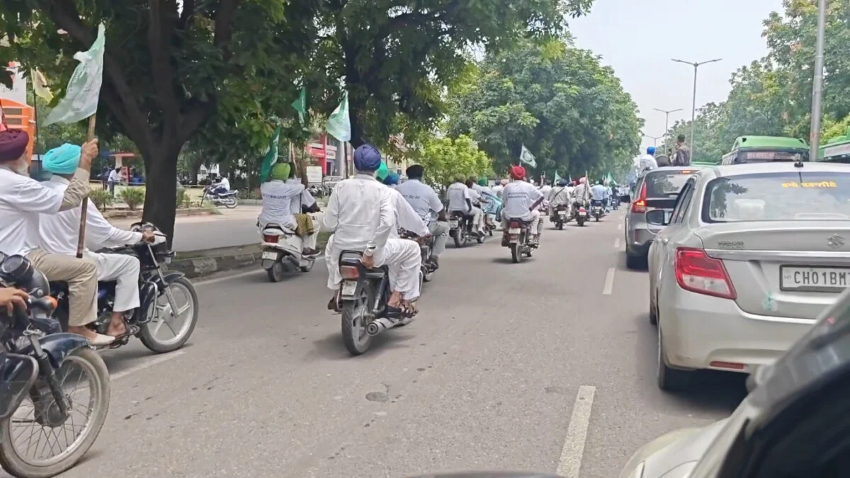 Farmers Motorcycle March: किसानों का मोटरसाइकिल मार्च आज, चंडीगढ़ ट्रैफिक पुलिस ने जारी की एडवाइजरी 6 Farmers Motorcycle March