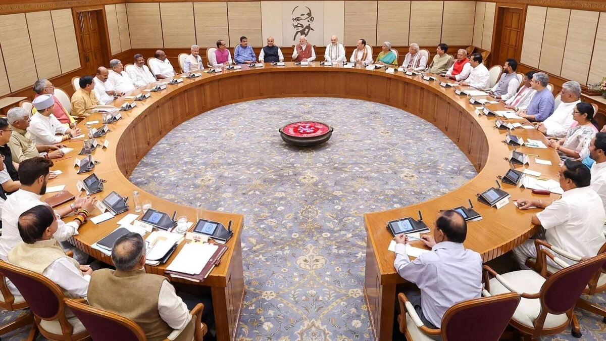 Modi Cabinet Decisions: 7 ऐतिहासिक फैसले, ₹2.19 लाख करोड़ के पैकेज को मंजूरी 6 Modi Cabinet Decisions July 2026