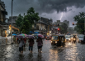 Extremely Heavy Rainfall Alert: गुजरात-महाराष्ट्र में भारी बारिश का रेड अलर्ट, IMD ने जारी की चेतावनी 2 Southwest Monsoon