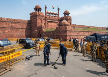 Red Fort Bomb Threat