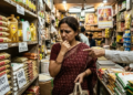 महंगाई का तड़का: आटा, चीनी, तेल सब हुआ महंगा, आम आदमी की जेब पर भारी पड़ा 2 Kitchen Items Price Hike