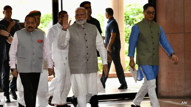 PM Modi Breakfast Meeting
