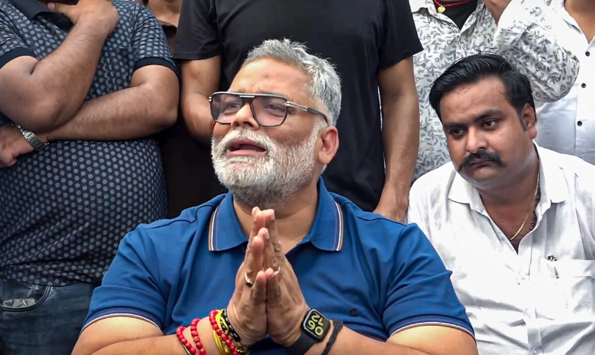 Pappu Yadav Attack: दिल्ली में सांसद पप्पू यादव पर जूता फेंका, चाकू लेकर आए थे हमलावर 6 Pappu Yadav Attack