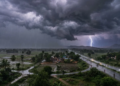 IMD Weather Alert: देश के कई हिस्सों में भारी बारिश की चेतावनी, सिक्किम में अत्यधिक बारिश, 19 सितंबर से मानसून की वापसी 2 IMD Weather Alert