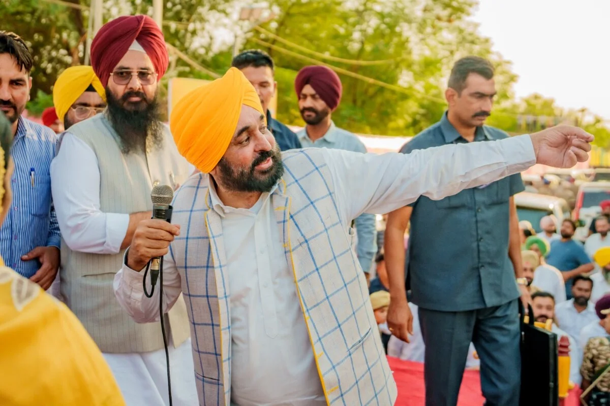 Bhagwant Mann Jobs Punjab: युवाओं के विदेश जाने पर लगी रोक 6 Bhagwant Mann Jobs Punjab